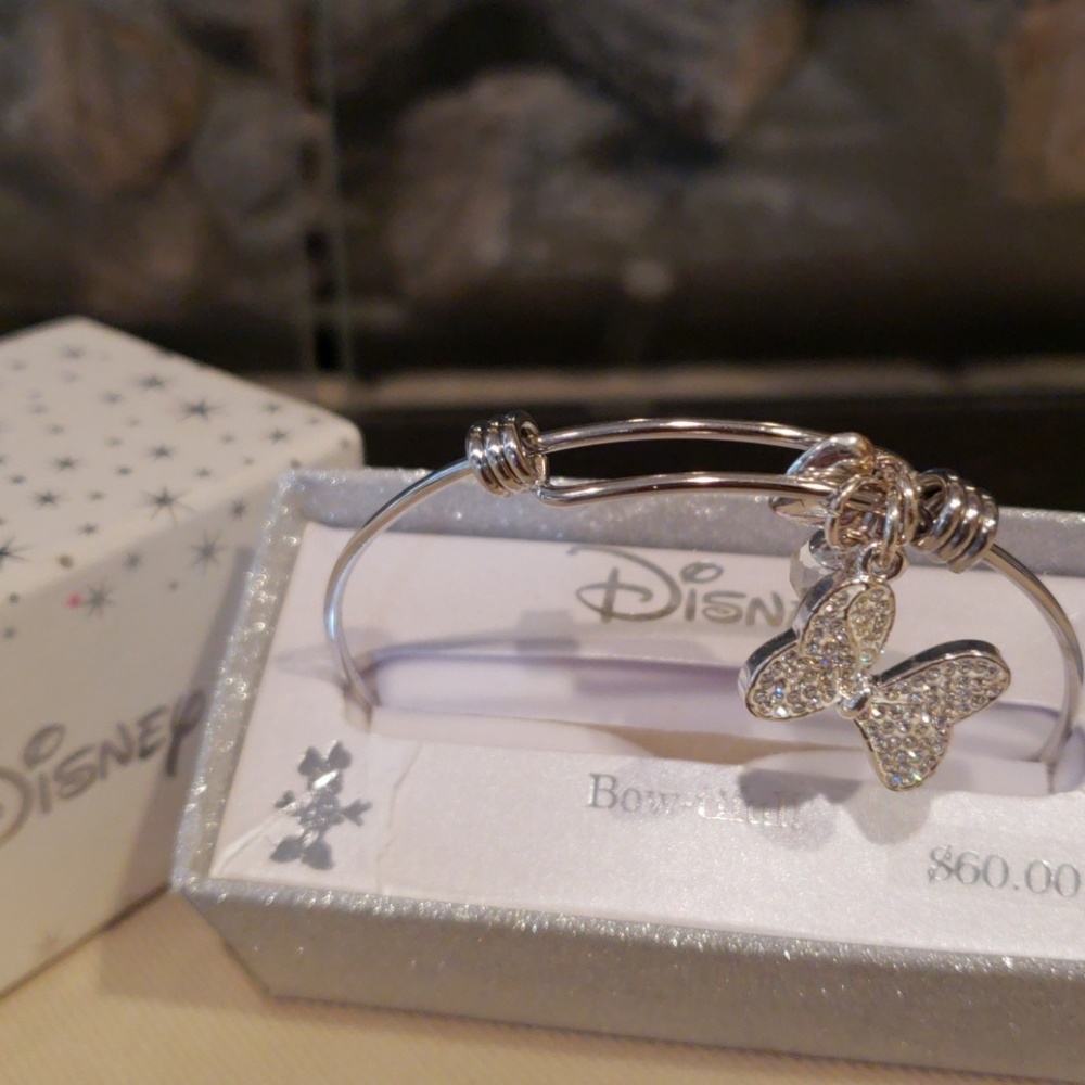 Silver Disney Minney bracelet w/ charms